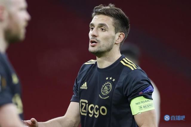 很多教练指 很多教练指